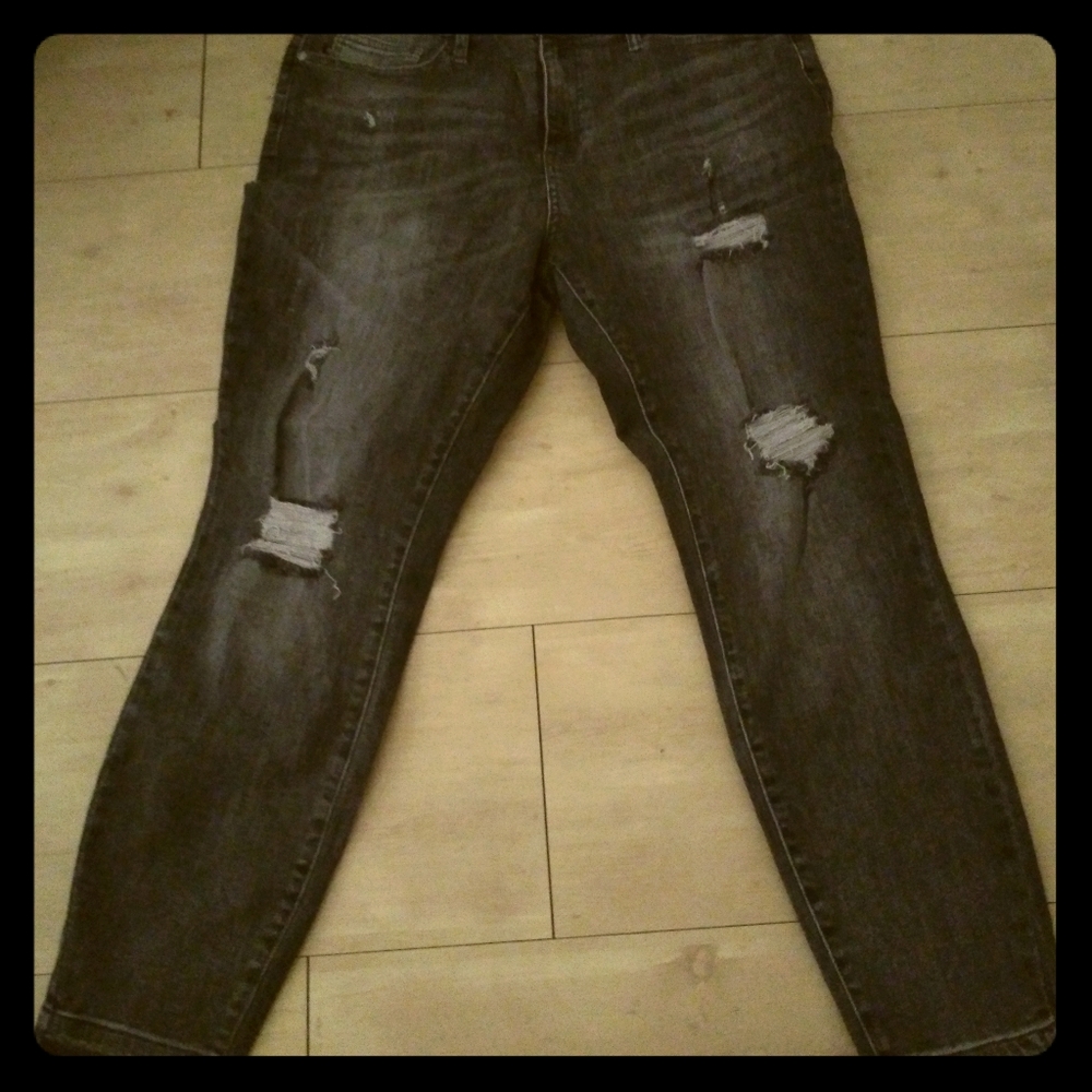 Judy blue gray distressed jeans